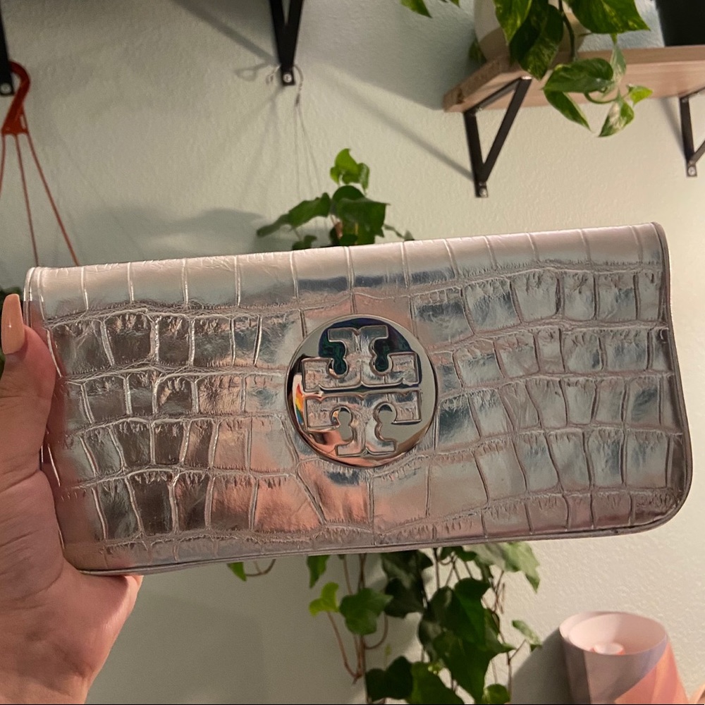 tory burch suki wallet